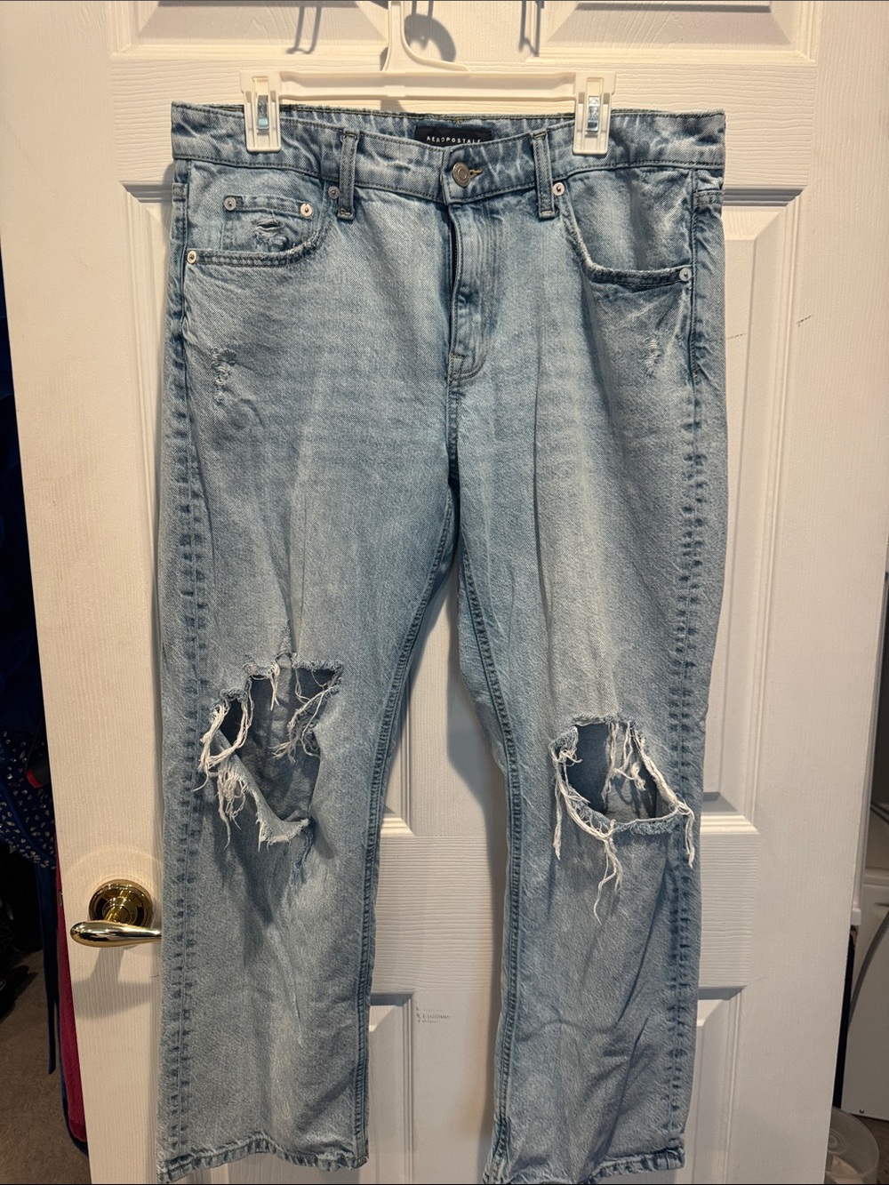 Aeropostale women’s Low Rise Baggy Distressed Ripped Jeans 10 S